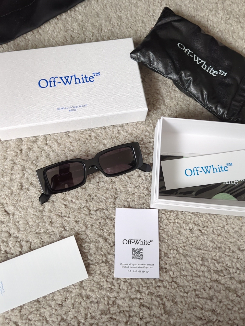 Off-White Rectangular Black Sunglasses